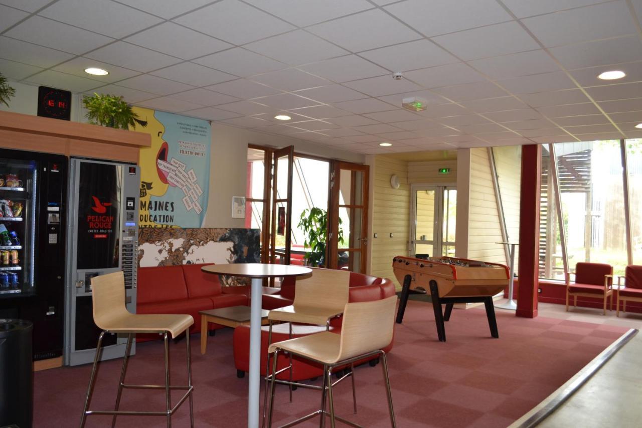 Centre International De Sejour Vandrerhjem Laval  Eksteriør bilde