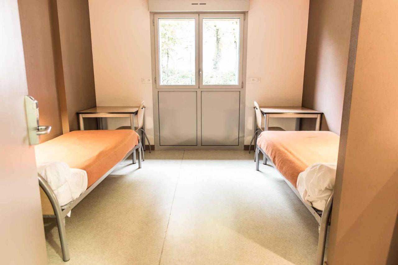 Centre International De Sejour Vandrerhjem Laval  Eksteriør bilde